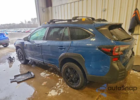 2022 Subaru Outback Wilderness z USA, uszkodzony, nr VIN 4S4BTGUD7N3230349